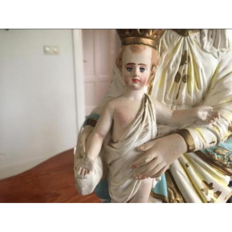 Maria met kindje uit Frankrijk