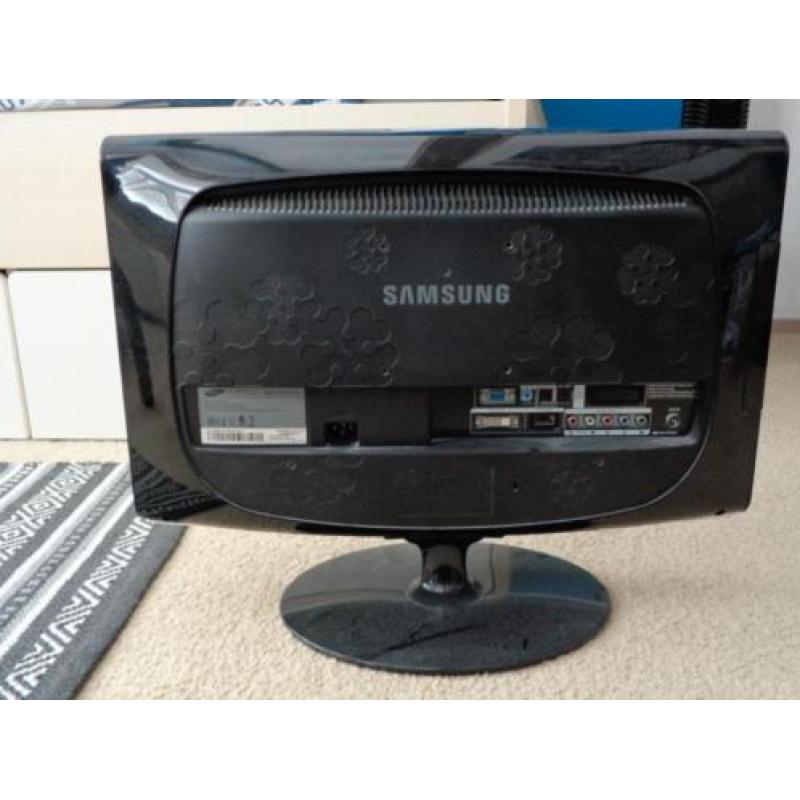 LCD Televisie Synchmaster 2333 HD