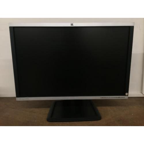 HP Compaq LA2405WG 24"