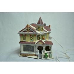 Kerstdorp Huisje met Gezellige Huiskamer