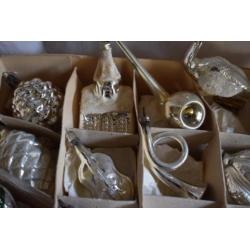 oude/antieke zilveren kerstballen figuren trompet kerkje ea
