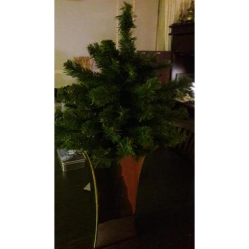 PRACHTIGE KUNSTKERSTBOOM met Standaard