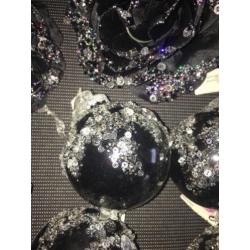 Zwarte glitter kerstballen