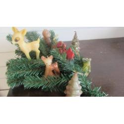 Allerlei kerstfiguurtjes in kaarsuitvoering voor kersstal