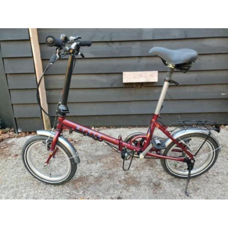 Nieuwe vouwfiets met 3 versnellingen en opbergtas.