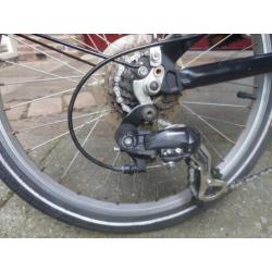 Mooie, goede en weinig gebruikte vouwfiets met versnellingen