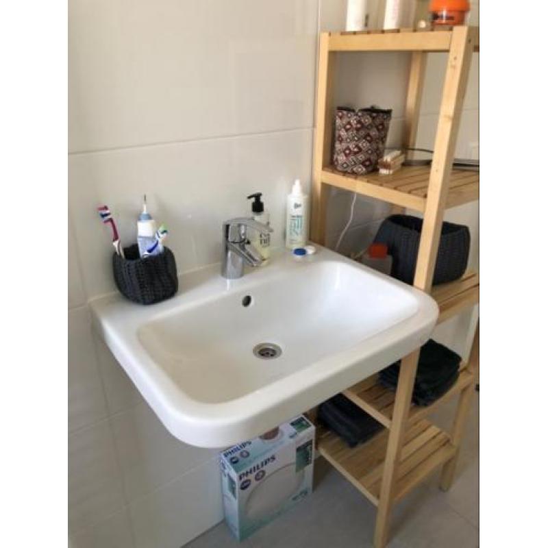 Wasbak Villeroy & Boch met Grohe mengkraan