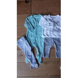 Kledingpakket jongen newborn maat 50