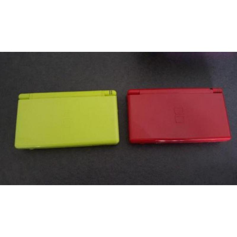 2x Nintendo DS Lite met spelletjes