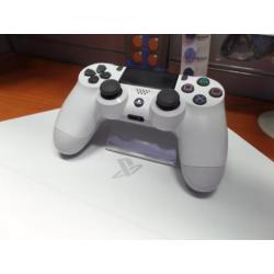 Ps4 consoles gezocht..Cash! Used Products Dordrecht