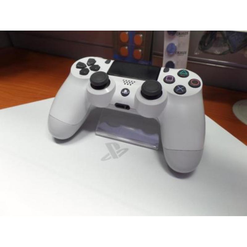 Ps4 consoles gezocht..Cash! Used Products Dordrecht