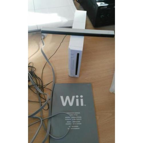 wii console + allerlei toebehoren en games! perfect