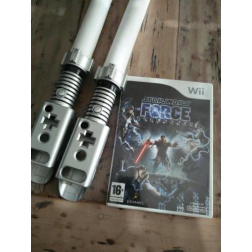 Wii Star Wars the force unleashed + 2 lightsabers