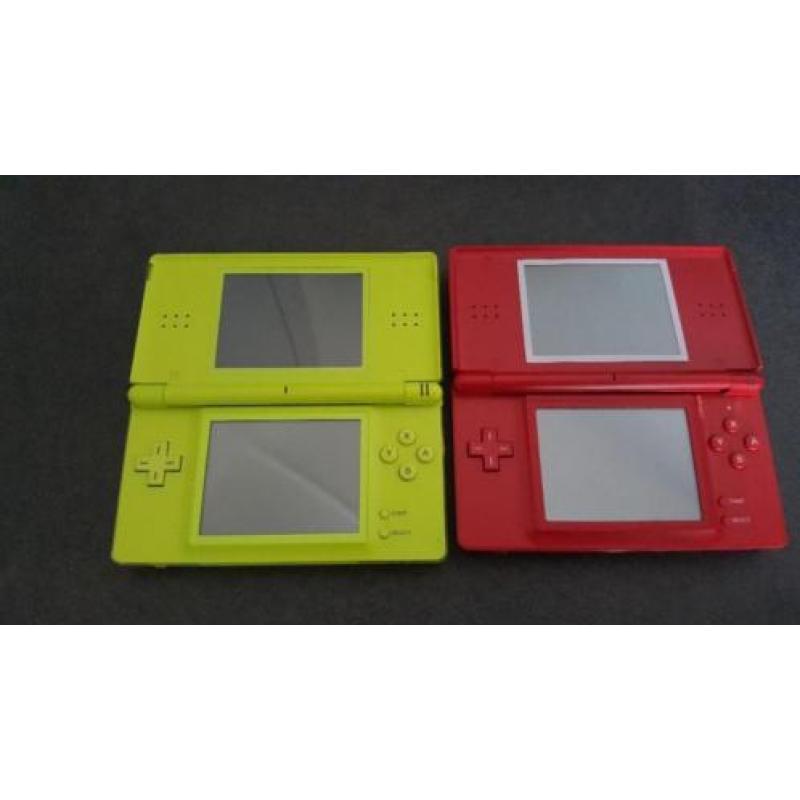 2x Nintendo DS Lite met spelletjes
