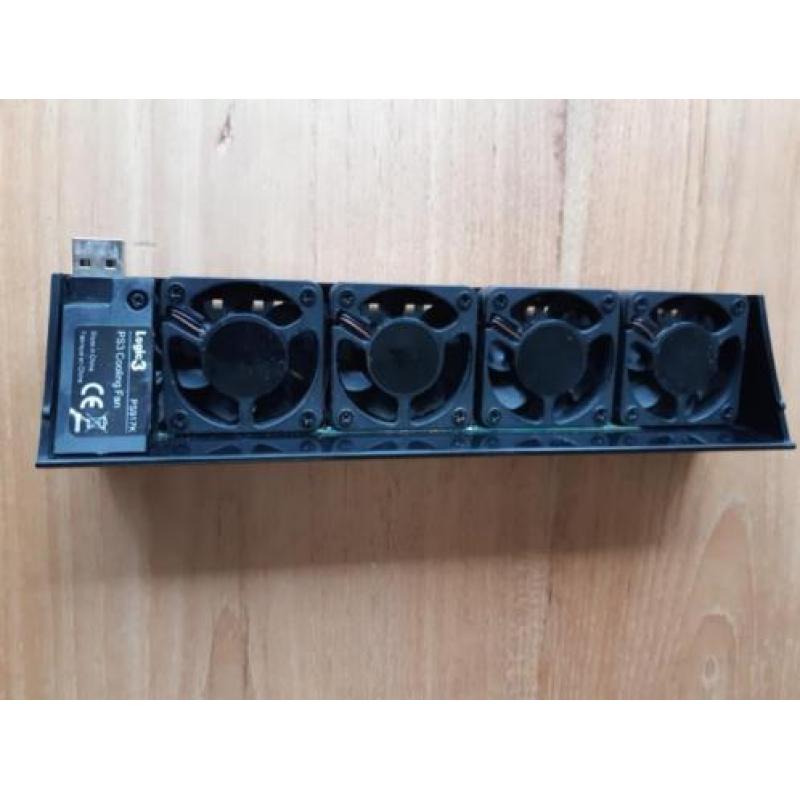 PlayStation 3, Koelventilatoren + stander met Ledverlichting