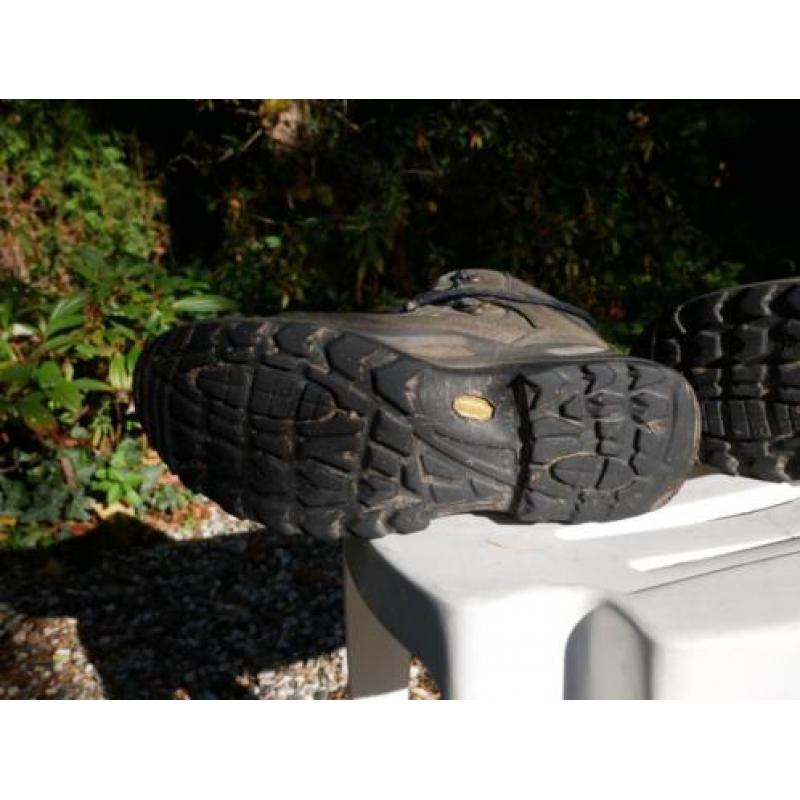 LOWA Renegade GTX Mid. Maat EU 42,5, UK 8,5, US 9,5
