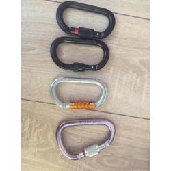 Diverse klimmaterialen, oa Petzl Slings, katrollen, karabine