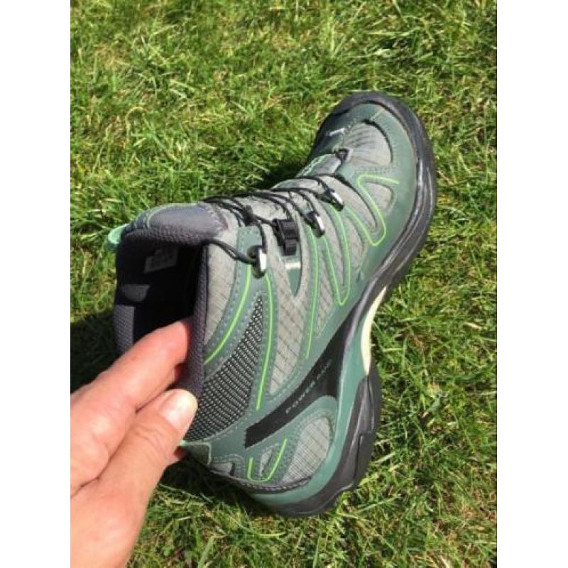 Nieuwe dames wandelschoenen / bergschoenen maat 38,5