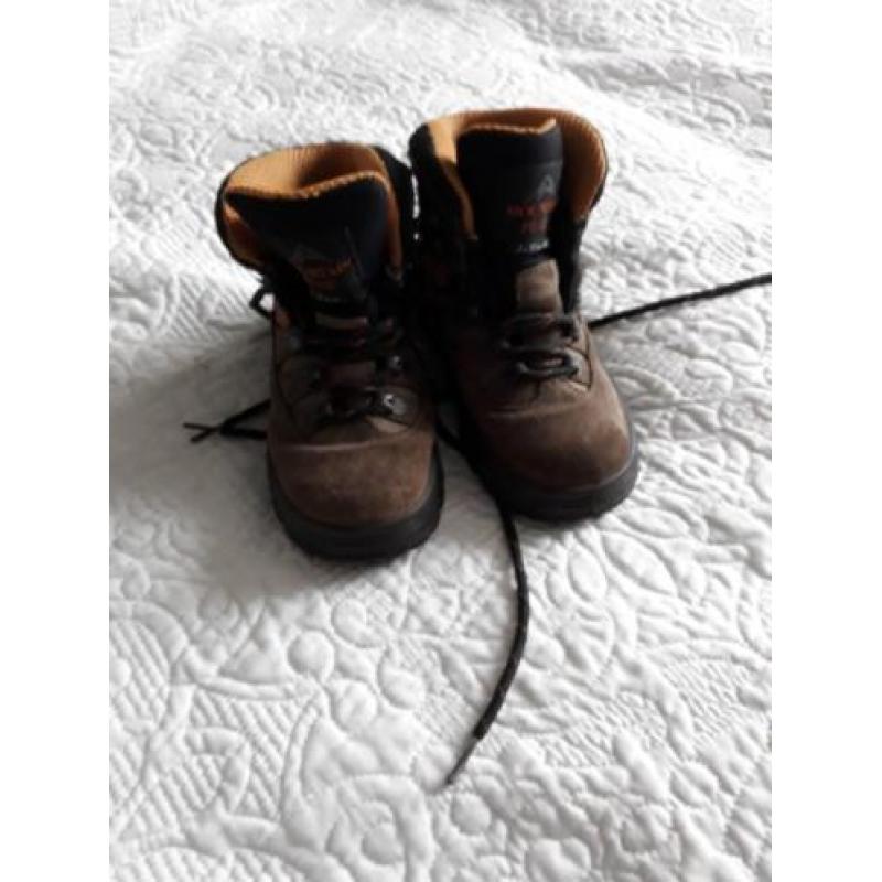 Wandelschoenen / berg maat 33