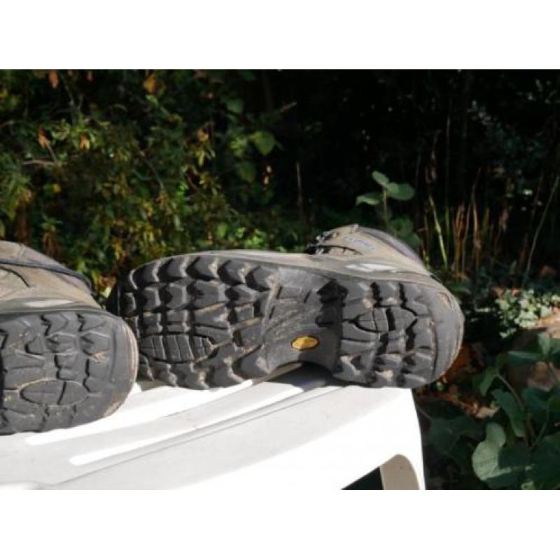 LOWA Renegade GTX Mid. Maat EU 42,5, UK 8,5, US 9,5