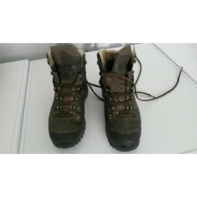 Bergschoenen maat 39