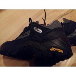 Wandel (trekking)schoenen maat 37