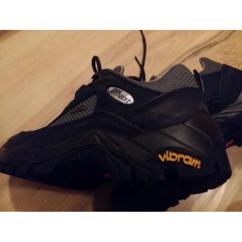 Wandel (trekking)schoenen maat 37